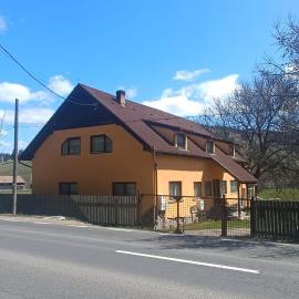 Karacsony Guest House