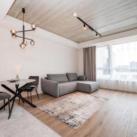 Central Luxe Apartment