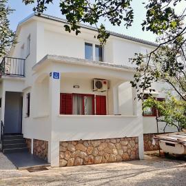 Apartments with parking space Starigrad, Paklenica - 25526