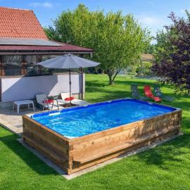 Family friendly house with a swimming pool Bratina, Prigorje - 25314, hotel in Pisarovina
