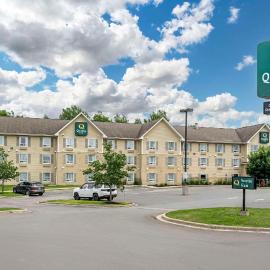 Quality Inn Airport, hotel v destinácii Moncton