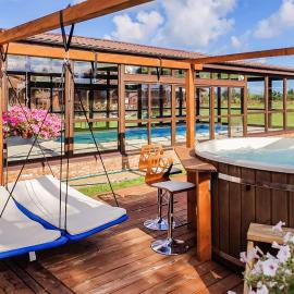 Awesome Home In Darlowo With Sauna、ダルウォボのホテル