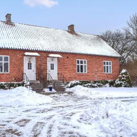 Cozy Home In Gärds Köpinge With Wifi