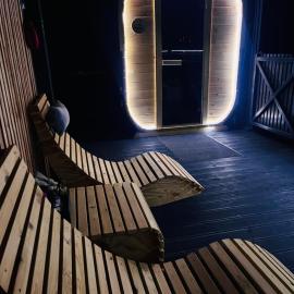Lanckorońska Stodoła Glamour-Prywatne SPA,Balia i Sauna, hotel in Lanckorona