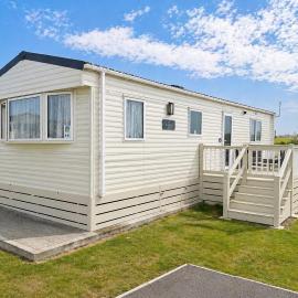Lovely 6 Berth Caravan With Free Wi-Fi At Harts Holiday Park, Kent Ref 74068W – hotel w mieście Sheerness