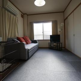 Family Home Ebisu Pet House, hotel u gradu 'Osaka'