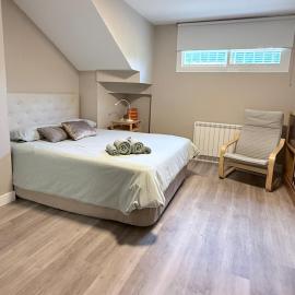 IFEMA 5 minutes Airport 10 Private room with bathroom independent entrance