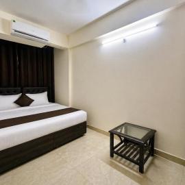Hotel L ! M Calangute Beach Way, hotel di Calangute