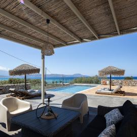 Aristotelis Residence - Sea View Sunset Villa Walk to Beach by etouri, hôtel à Petres