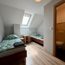 Noclegi Ostoja, hotel in Ruda