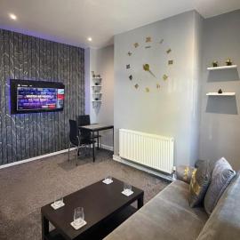 Central 2 Bed House