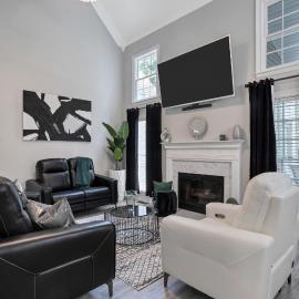 Luxury Home With Pool and Full Basement