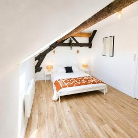 Appartement Grand Cru Route Dijon, Beaune, hotel in Nuits-Saint-Georges