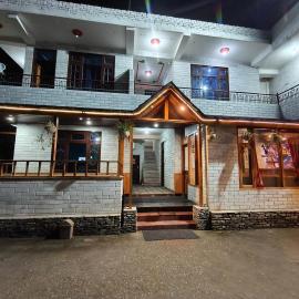 Chander Guest House