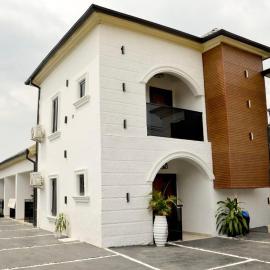 Roli Luxury Apartments Sapele, hotel a Sapele