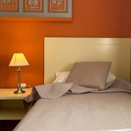 HOTEL LOS TILOS RECONQUISTA, хотел в Реконкиста