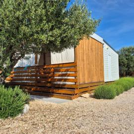 Lado Mobile Home Croatia, Camp Oaza Lučica, Drage, hotel din Drage