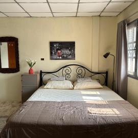 The Station Hostel, hotel in Sathani Ayutthaya