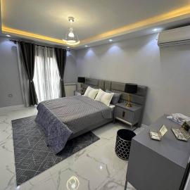 Codet Apartments, hotel in Pantang