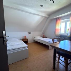 W&P Living Zi 4 Bräustüble FeWo 2 2OG r, hotel en Buttenwiesen