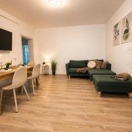 Apartament Nou & Modern în Rădăuți 2 Camere Parcare WiFi, hotel in Rădăuţi