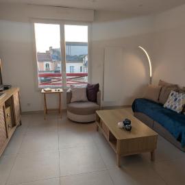 Cocon moderne avec terrasse a deux pas de locean, hotel in Saint-Brevin-les-Pins