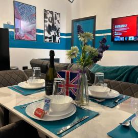 Tudors eSuites - Spacious Apartments in Quiet and Leafy Area #3n5A, hotel di Birmingham
