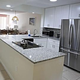 4330 Shorewalk lakeview condo close to IMG and Beach, hotel in Bradenton