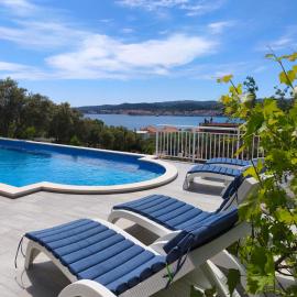 Villa Ivona、クチフェのホテル