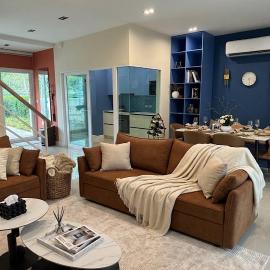 SvoyLuX Primo 3BR Gated House Near Pier and Muay Thai Street, khách sạn ở Phuket