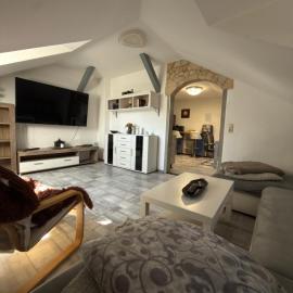 Casa Antic Große Moderne 45qm wohnung im Zentrum Am Bahnhof Kostenloses WLAN, hotel u gradu Zalfeld