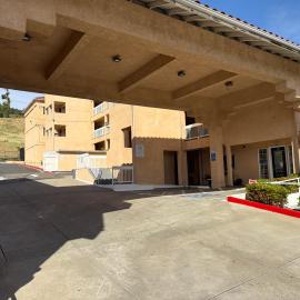 Foothills Inn, hotel u gradu 'Hayward'