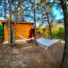 Glamping MORET Tiny House M1, hotel v destinácii Los Lirios