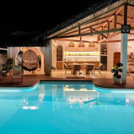Large Pool & Tropical Garden - Isla Serena -