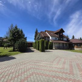 Camere de Inchiriat Ceahlau, готель у місті Чахлеу