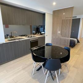 Contemporary Living near Hornsby Station, hotel in Hornsby