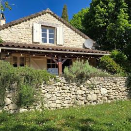 Stunning historic farmhouse retreat, amazing views