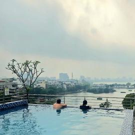 Luxe Paradise Suites Hotel & Spa, hotel a Hanoi