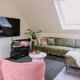 Gorgeous Home In Knesselare With Sauna