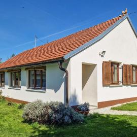 Nice Home In Stefanje With Wifi, Hotel in Štefanje