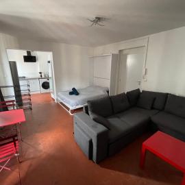 studio idealement situé