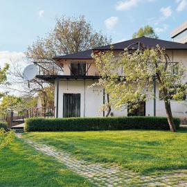Alexa Mountain Homes - Two Villas
