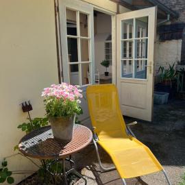 Maison privée de 70m2 avec pergola Et jardin à 15min centre de Strasbourg Chez Regine, מלון בשילטיגהיים