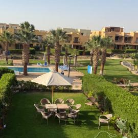 Mountain View Sokhna 1,Villa 4Rooms, Direct to Pool, 300 M to Beach & Dayra Camp, Families ONLY
