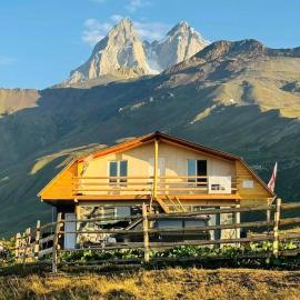 სასტუმრო ქორულდი / Hotel Koruldi, hotel a Mestia