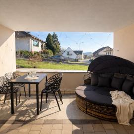 Flow33b - Rückzugsort mit Sonnenloggia, hotel en Wolfstein