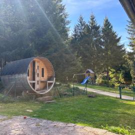 Ferienhaus mit Sauna & Kamin, khách sạn ở Friedrichroda