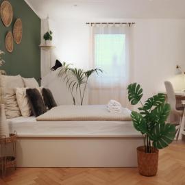 Ferienwohnung "Hannes & Toni", Urlaub in der Pfalz, S-Bahn 2 Min, WLAN & Parkplatz kostenlos, hundefreundlich