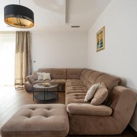 Large Luxury family and friends apartment 1 min walk to Žnjan beach and 2 private garages
