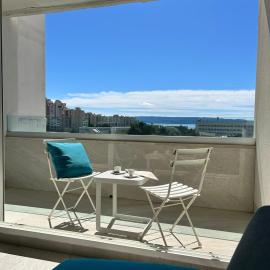 Apartment Signature - sea view, nearby University hospital, 90m2